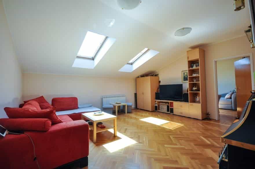 Квартира, 872 м², 238 967$ — FAKTOR